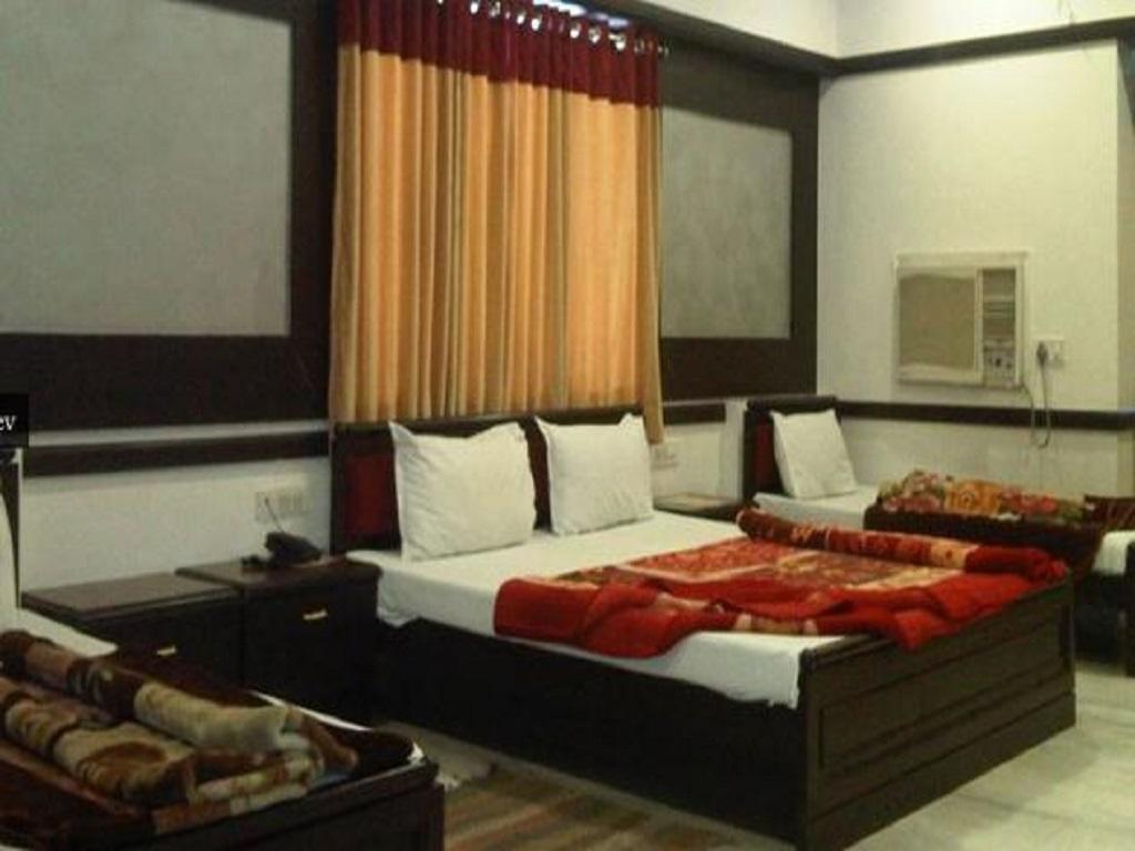 Hotel Ambaji International Ranpur Luaran gambar
